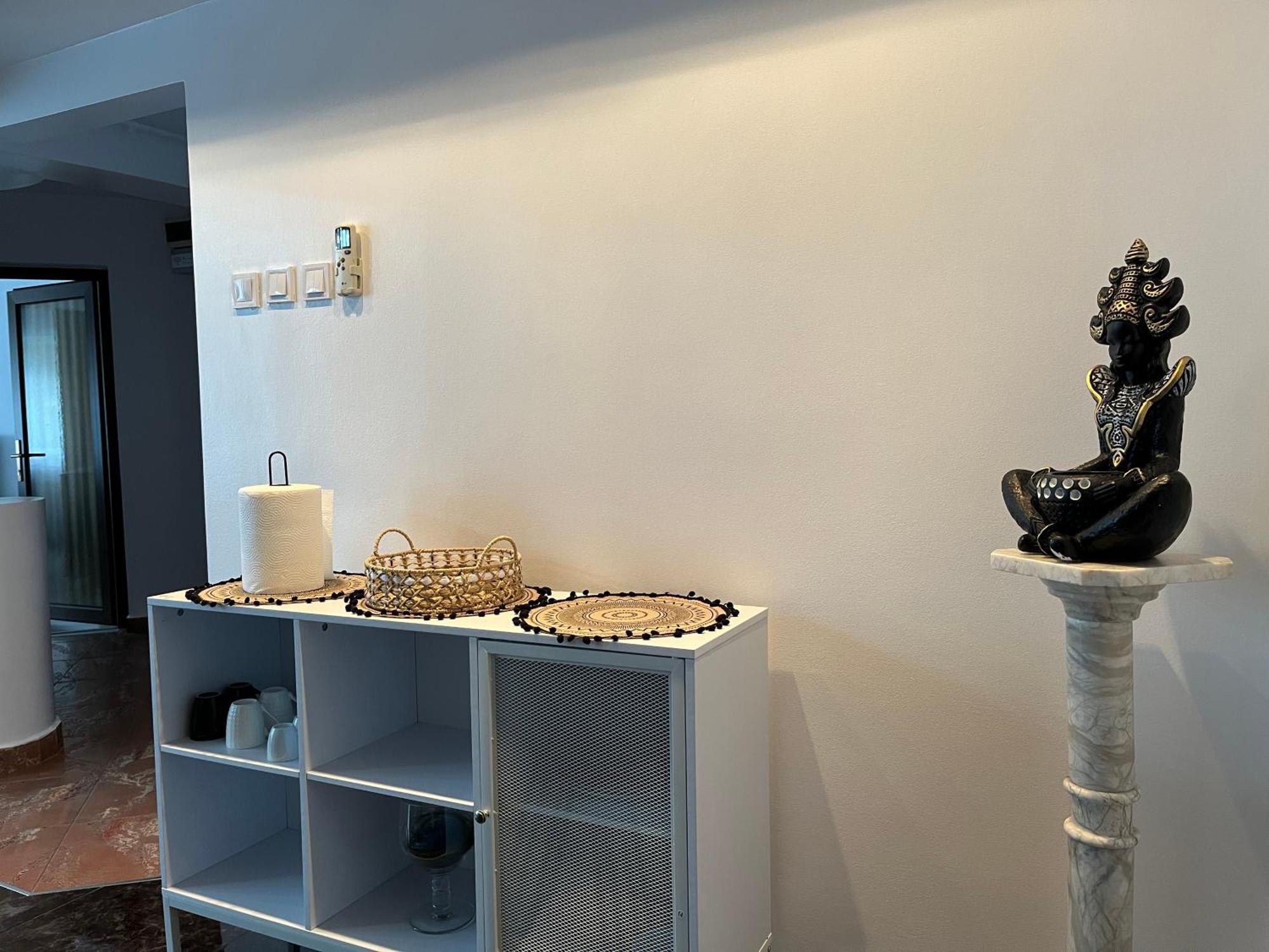 Bluebee Apartment Orăştie Eksteriør billede
