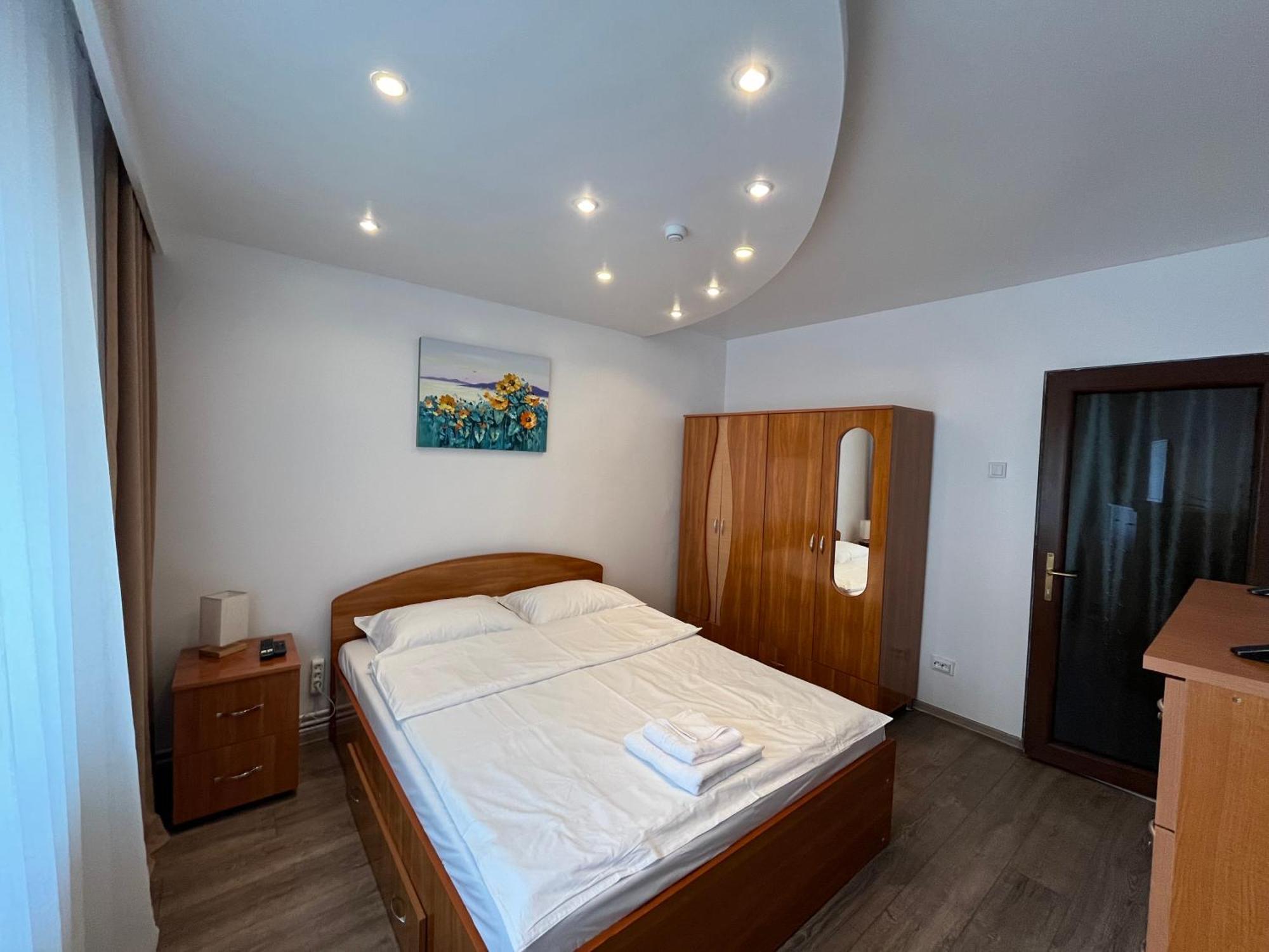 Bluebee Apartment Orăştie Eksteriør billede